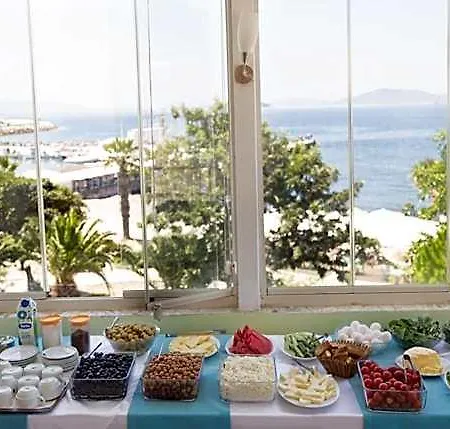 Kortan فندق تورغوتْريس